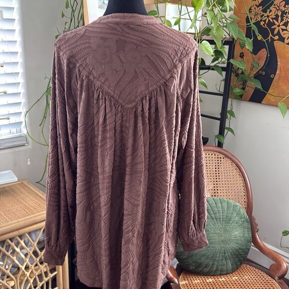 NWT Free People Can’t Stop Dreaming Mocha Mousse Button Up Patterned Tunic Top - Picture 2 of 4